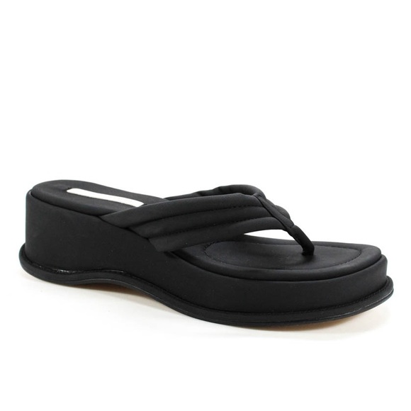 Black Platform Flip-Flops - Picture 1 of 6